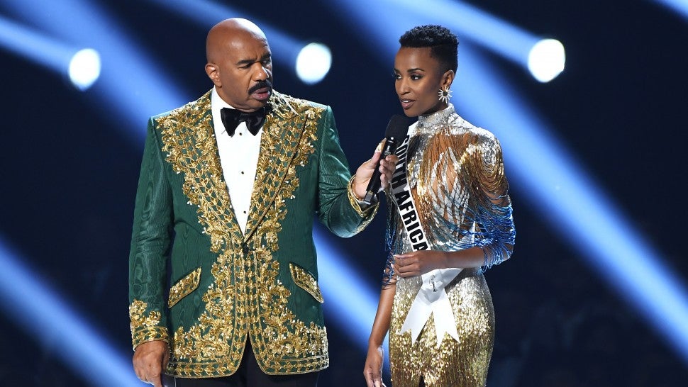 Miss South Africa Zozibini Tunzi crowned Miss Universe